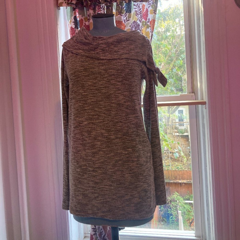 Heather grey maternity sweater -- A Pea in the Pod